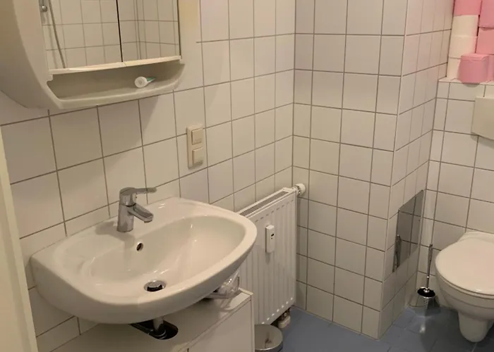 Einzimmerwohnung Am Jakomini Apartamento *
